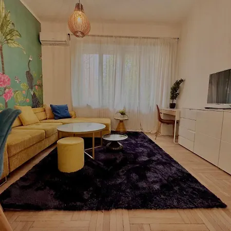 Lägenhet Azure - Modern 2br Budapest