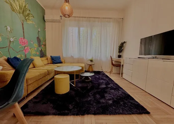 Lägenhet Azure - Modern 2br Budapest